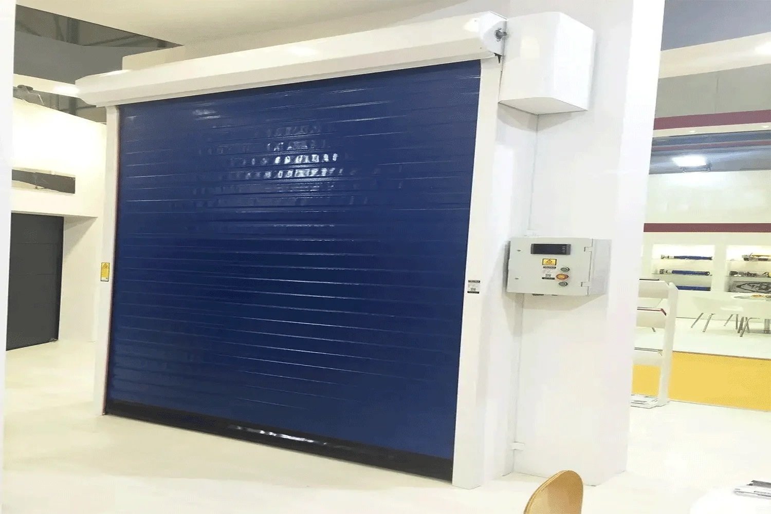 görsel 1 yüksek hızlı otopark kapısı